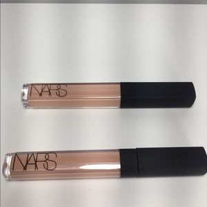 NARS Radiant Creamy Concealer: Honey